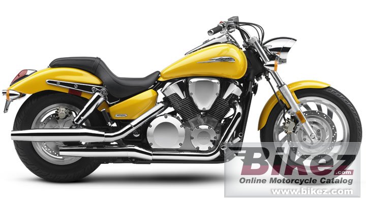 Big Honda vtx1300c classic picture and wallpaper from Bikez.com